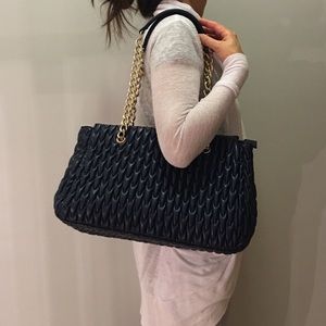 Shoulderbag